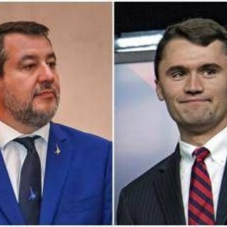 Ancona, Salvini sul palco ricorda la morte di Charlie Kirk: "Chiedo un minuto di silenzio" Ancona, Salvini sul palco ricorda la morte di Charlie Kirk: "Chiedo un minuto di silenzio"