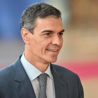 Sanchez in vacanza a Lanzarote, pubblica la sua 'playlist'