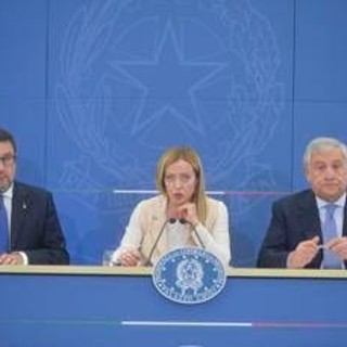 Manovra, sale tensione in maggioranza: alt Forza Italia su affitti brevi, banche ancora in mirino Lega Manovra, sale tensione in maggioranza: alt Forza Italia su affitti brevi, banche ancora in mirino Lega