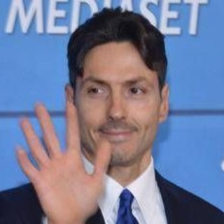 Pier Silvio Berlusconi riunisce tutta Mediaset, domani serata speciale in ricordo del Cav