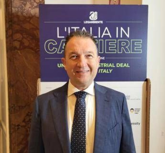 Sostenibilità, Bottari: "Estrarre l’ultima goccia di olio per rigenerazione"