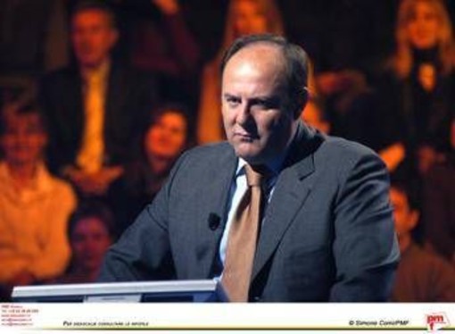 Gerry Scotti torna in prime time con 'Chi vuol essere milionario?': ecco quando Gerry Scotti torna in prime time con 'Chi vuol essere milionario?': ecco quando