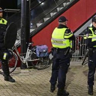 Champions League, media: "Circa 180 tifosi del Napoli fermati a Eindhoven"