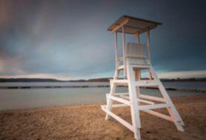 AAA assistenti bagnanti cercasi, presidente balneari lancia allarme: "Spiagge a corto di personale" AAA assistenti bagnanti cercasi, presidente balneari lancia allarme: "Spiagge a corto di personale"
