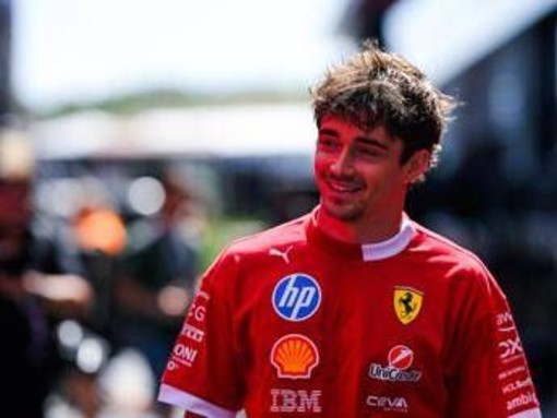 Leclerc: "Titolo alla McLaren? Guidare la Ferrari vale di più". E su Hamilton...