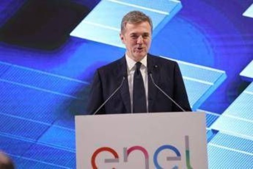 Ponte sullo Stretto, Flavio Cattaneo: "Urgente e indispensabile investire, ricaduta molto positiva" Ponte sullo Stretto, Flavio Cattaneo: "Urgente e indispensabile investire, ricaduta molto positiva"