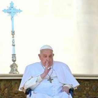 Papa Francesco, Alfieri: &quot;Non è più malato ma rispetti le altre sei settimane di convalescenza&quot;