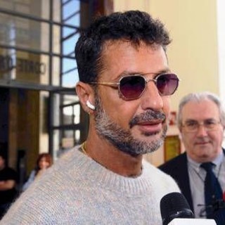 Corona e le chat di Signorini, è indagato per revenge porn: sarà sentito domani