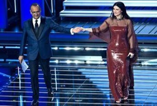Sanremo 2026, oggi la finale - Diretta Sanremo 2026, oggi la finale - Diretta