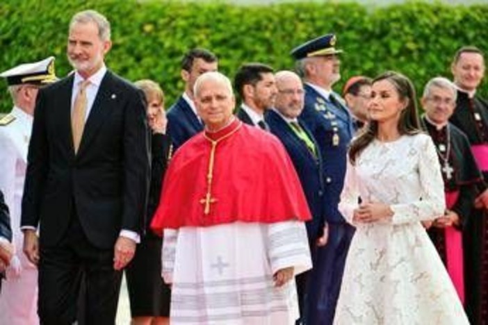 Il Papa a Madrid: "Preoccupato per l'Ucraina, l'Iran  non è una guerra giusta"