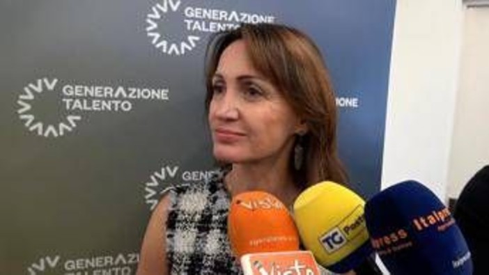 Rovere (Poste): "I lavoratori senior trasmettono esperienza a nuove generazioni"