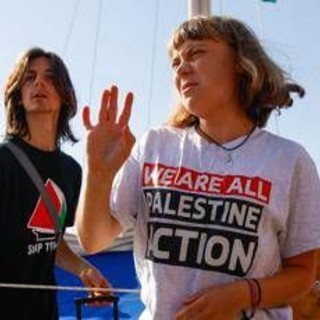 Greta Thunberg lascia il direttivo della Flotilla: "Si parla troppo di noi e poco di Gaza" Greta Thunberg lascia il direttivo della Flotilla: "Si parla troppo di noi e poco di Gaza"
