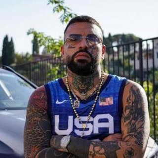 Niko Pandetta lascia il carcere, il video su Tik Tok: "Finalmente liberi" Niko Pandetta lascia il carcere, il video su Tik Tok: "Finalmente liberi"