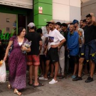 Ceuta, viaggio tra i migranti che provano a restare: "Ci avevano detto che la frontiera era aperta..."
