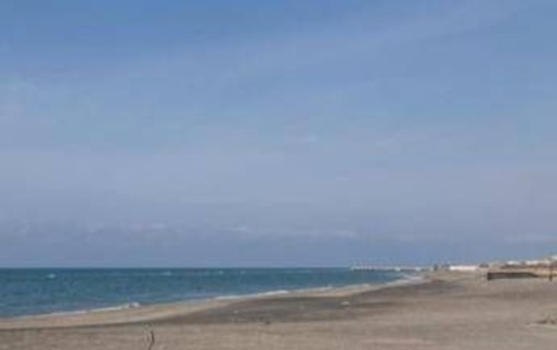 Stagione balneare al via il 17 maggio per Ostia, Castelporziano e Capocotta. Ecco chi aprirà e chi no