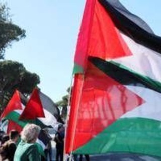 Sciopero per Gaza, corteo pro Pal a Coverciano: "Italia-Israele non deve giocarsi"