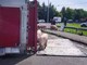 Camion si ribalta nel reggiano, maiali in fuga sulla via Emilia Camion si ribalta nel reggiano, maiali in fuga sulla via Emilia