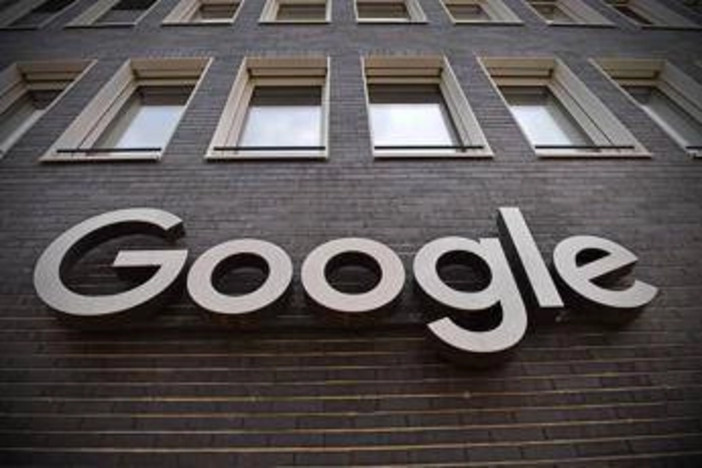 Fake news sulla morte del primario di Ortopedia, Irccs di Negrar diffida Google