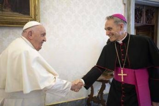 Vaticano, padre Georg: &quot;Prima che Papa Francesco morisse gli ho chiesto scusa&quot;