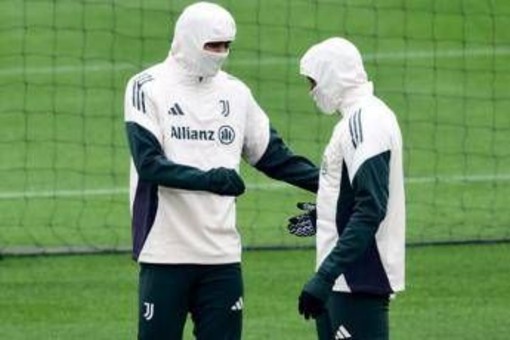 Bodo Glimt-Juve interrotta per neve in Youth League. La situazione verso la partita di Champions di stasera Bodo Glimt-Juve interrotta per neve in Youth League. La situazione verso la partita di Champions di stasera