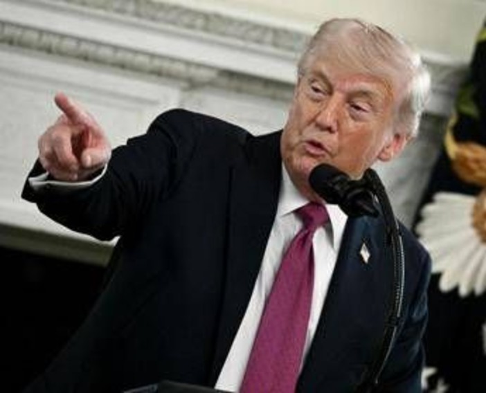 Iran-Usa, Trump cancella missione negoziatori in Pakistan: "A Teheran non si sa chi comanda"