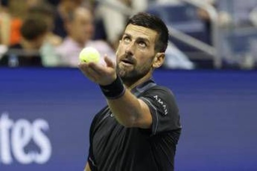 Djokovic torna in campo a Pechino (con Sinner): "Felice di esserci"