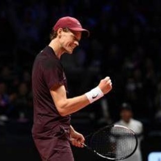 Sinner, inizio sul velluto a Melbourne: vince due set, poi Gaston si ritira