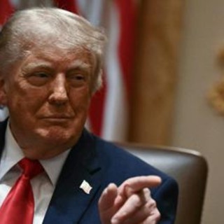 Trump: "Se l'Iran mi uccide, ci sarà una risposta mai vista". Usa e Iran verso nuovi colloqui in Svizzera Trump: "Se l'Iran mi uccide, ci sarà una risposta mai vista". Usa e Iran verso nuovi colloqui in Svizzera