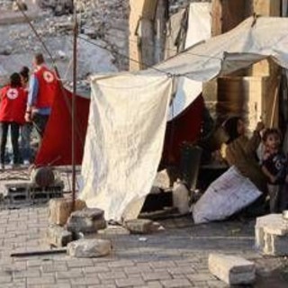 Gaza, Hamas: "Ci serve più tempo per recuperare corpi ostaggi, rispettiamo accordo"