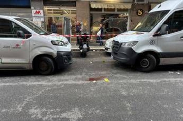 Bimbo precipitato da finestra a Roma, condizioni stabili per l'11enne