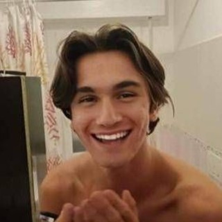 È morto il fratello di Andrea Delogu, Evan aveva 18 anni