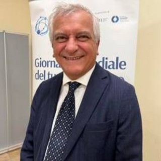 Oncologo Pignata: "Cancro ovaio ogni anno colpisce 5.500 donne, 15 al giorno"