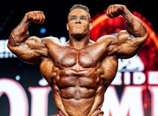 Nick Walker è Mr Olympia 2026, ecco il nuovo re del bodybuilding Nick Walker è Mr Olympia 2026, ecco il nuovo re del bodybuilding