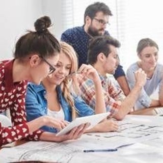 Due giovani italiani su tre ottimisti sul futuro