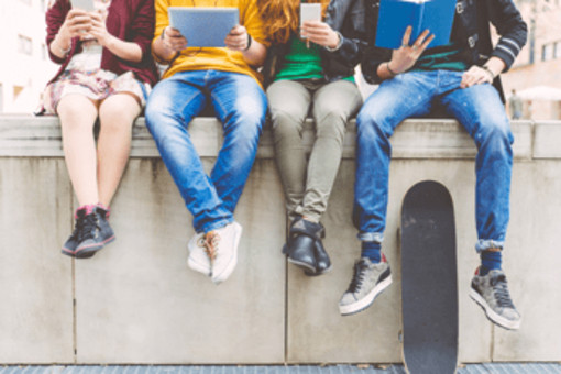 Sedentario 1 adolescente su 5, campagna 'InFormaTeen' con Gigi Buffon Sedentario 1 adolescente su 5, campagna 'InFormaTeen' con Gigi Buffon