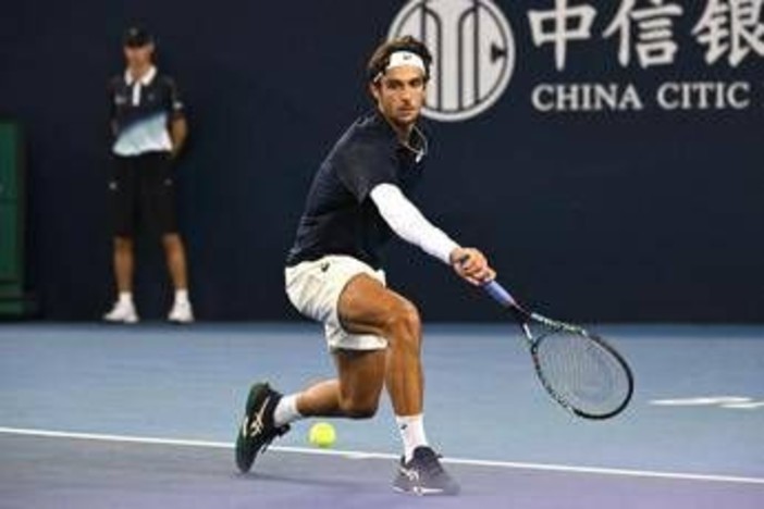 Musetti vince, ma il pubblico lo fischia. Cos'è successo a Pechino