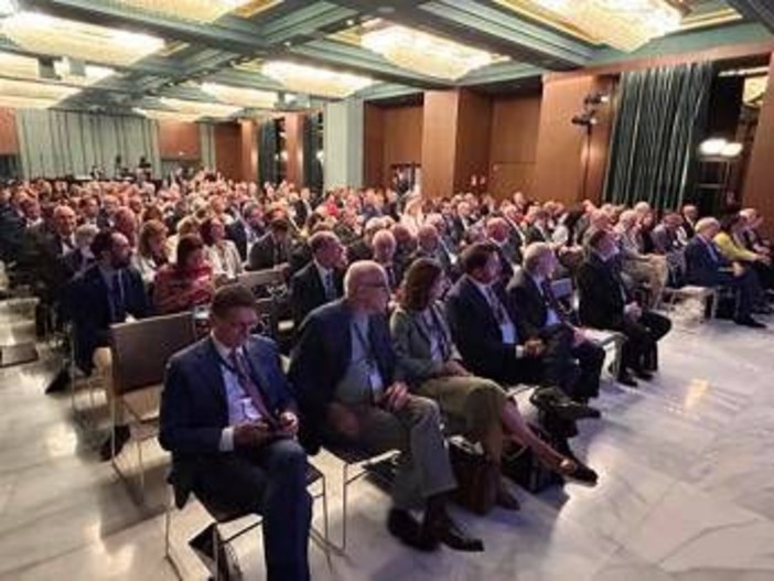 Manageritalia: "Serve un nuovo patto tra politica, imprese e manager per far ripartire la crescita'