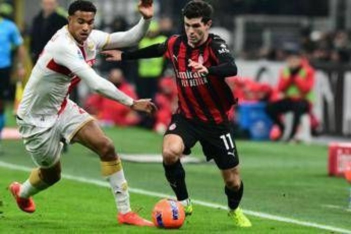 Milan-Genoa 1-1, Leao salva Allegri e porta i rossoneri a -3 dal primo posto