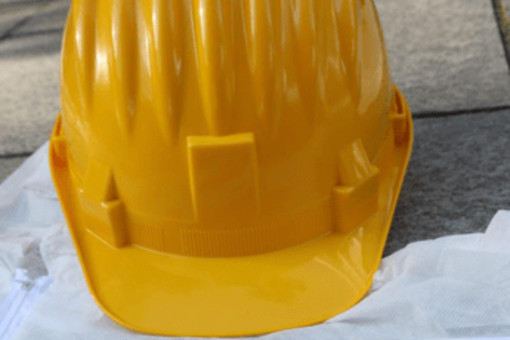 Colto da infarto dopo incidente in cantiere a Torino, morto operaio 41enne Colto da infarto dopo incidente in cantiere a Torino, morto operaio 41enne