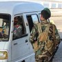 Yemen, tv "Esplosioni ad Aden, aeroporto sotto attacco di missili Houthi" Yemen, tv "Esplosioni ad Aden, aeroporto sotto attacco di missili Houthi"