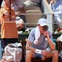Sinner, crollo fisico al Roland Garros per una 'cascata fisiologica': cosa è successo