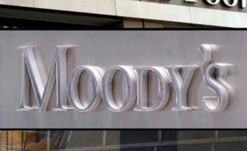 Moody's alza il rating dell'Italia a Baa2: outlook passa a stabile Moody's alza il rating dell'Italia a Baa2: outlook passa a stabile