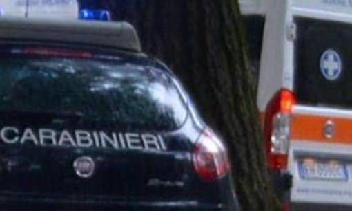Napoli, aggredisce compagno di scuola con un martello: arrestato Napoli, aggredisce compagno di scuola con un martello: arrestato