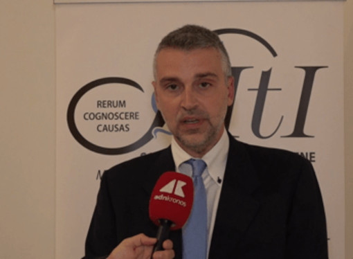 Influenza, Amodio (UniPa): "Vaccino prodotto su cellule più efficace nei bambini"