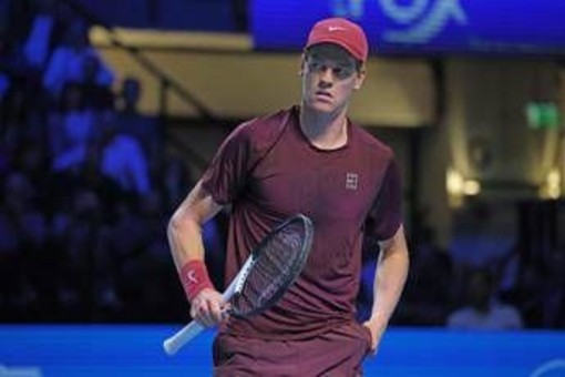 Sinner formato derby, Cobolli battuto a Vienna. Ora Bublik ai quarti