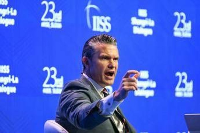 Iran, Hegseth: "Usa più che capaci di riprendere la guerra"