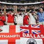 Mondiali, Inghilterra vince e tifosi festeggiano... con gli Oasis Mondiali, Inghilterra vince e tifosi festeggiano... con gli Oasis