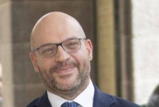 Fontana: "La vetrina internazionale del Vinitaly deve essere luogo di relazioni che creano diplomazia, pace, risoluzione dei conflitti per via pacifica" Fontana: "La vetrina internazionale del Vinitaly deve essere luogo di relazioni che creano diplomazia, pace, risoluzione dei conflitti per via pacifica"