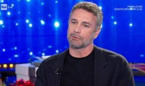 Raoul Bova a Domenica In: "Gli audio rubati? Oggi si vuole distruggere qualcuno" Raoul Bova a Domenica In: "Gli audio rubati? Oggi si vuole distruggere qualcuno"