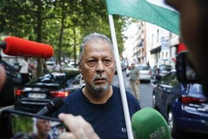 'Daspo' da Milano per Hannoun, l'annuncio dal corteo pro Pal: "Farò ricorso" 'Daspo' da Milano per Hannoun, l'annuncio dal corteo pro Pal: "Farò ricorso"